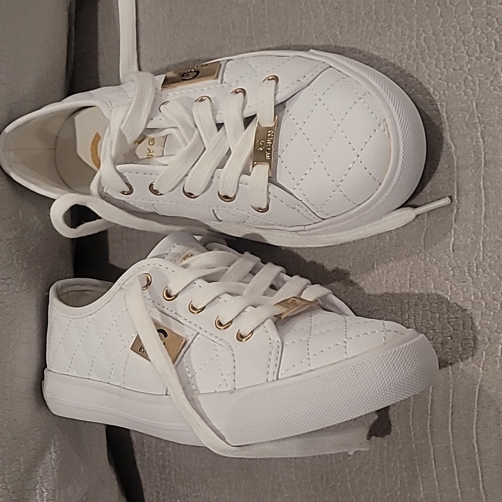 G by Guess Women's Backer2 Quilted Fashion Sneakers Size 5.5 M White.